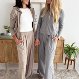 Comfy Zippered Fitted Jacket