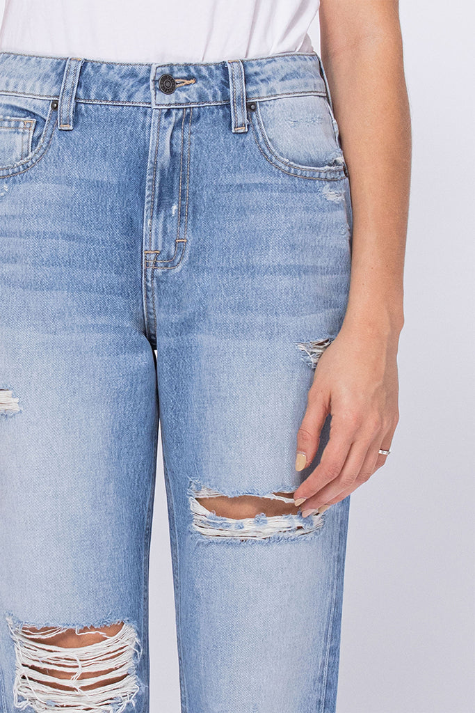 Zoey Basic Mom Jeans