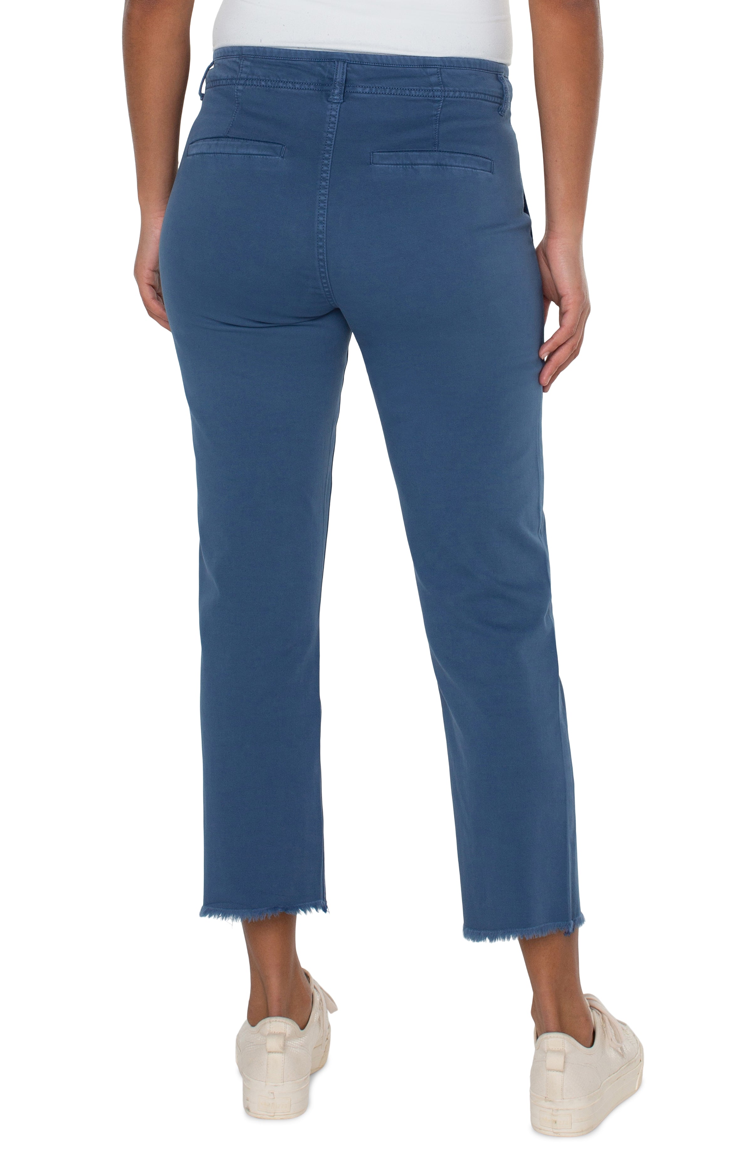 Hi-Rise Crop Straight Exposed Button