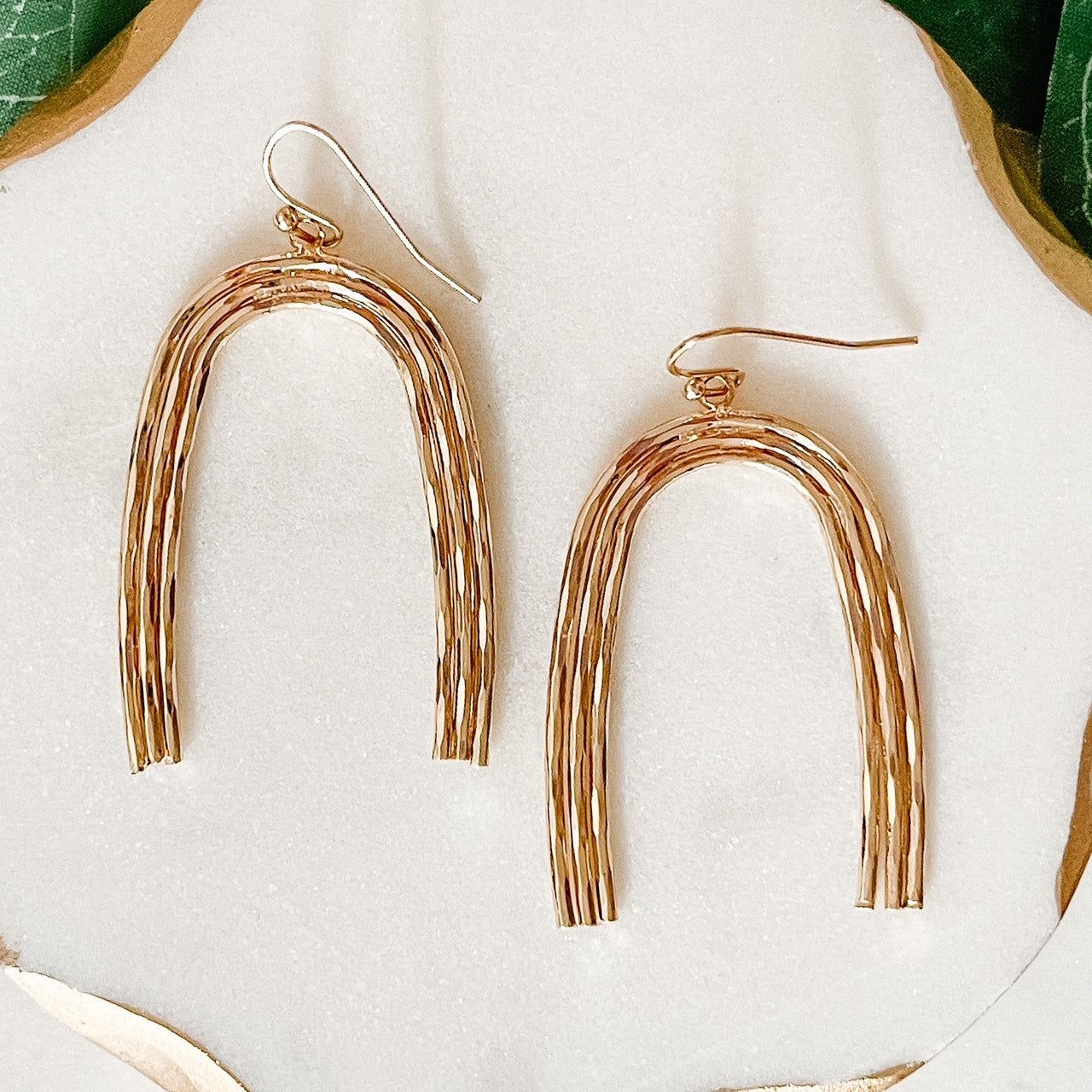 Arch-Shaped Earrings - Gold