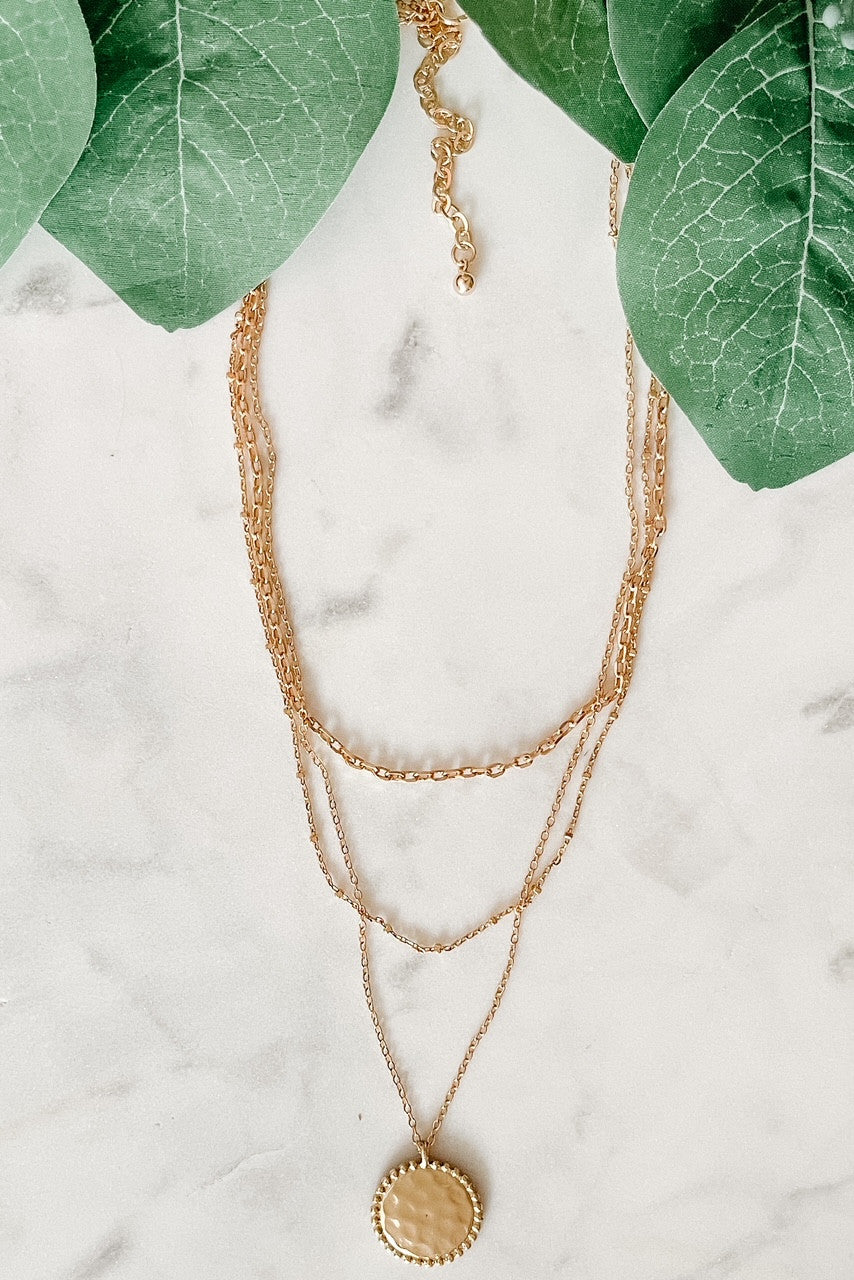 Three-Layer Round Pendant Necklace