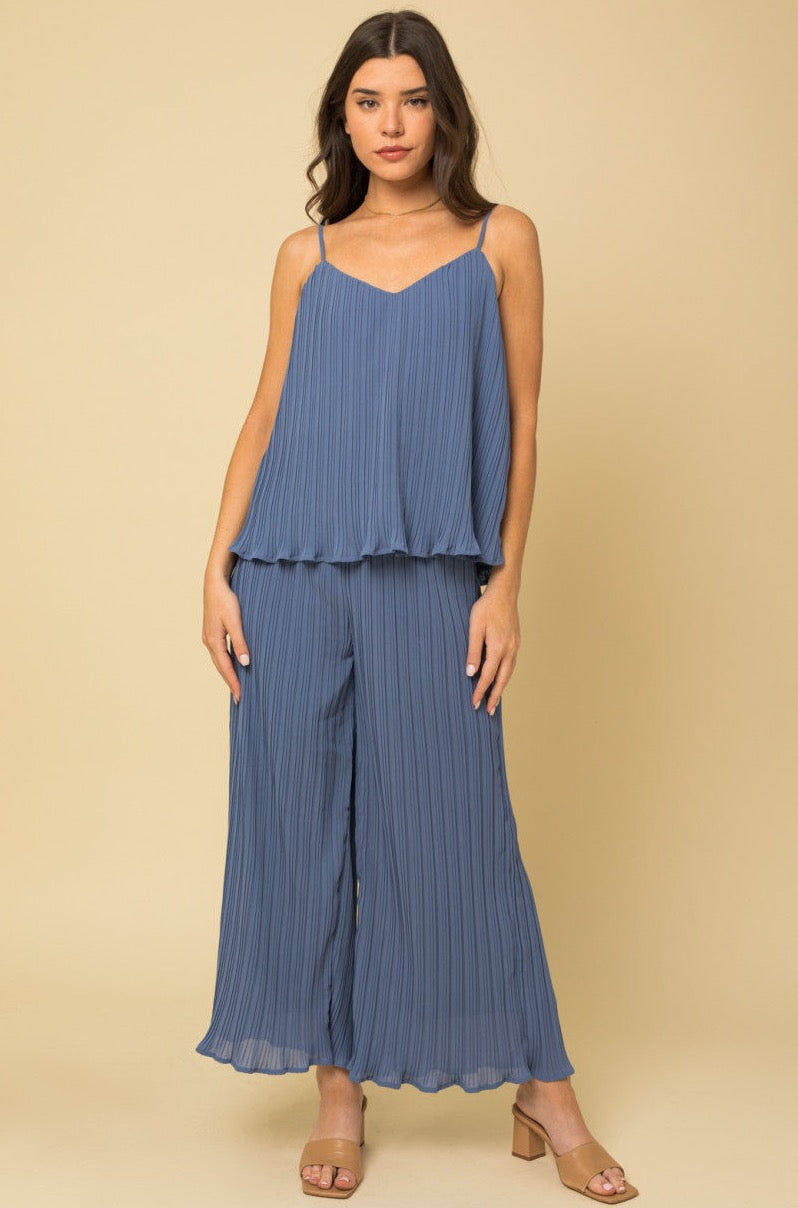 Pleated Flowy V Neck Tank