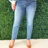 Reese High Rise Fab Ab Ankle Straight Raw Hem