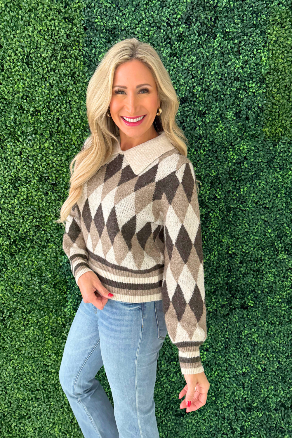 Argyle Pattern Collar Sweater Top