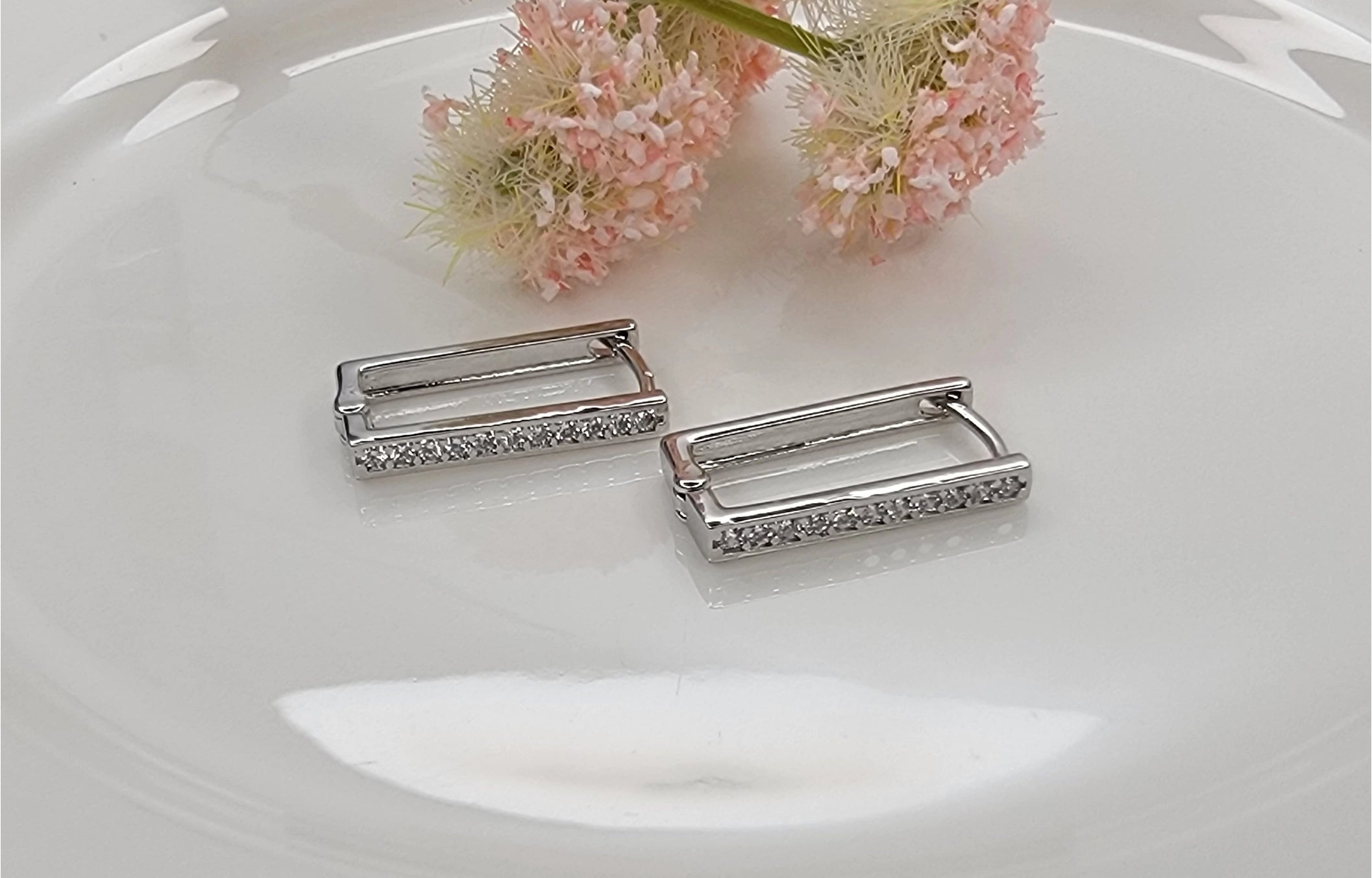 Rectangular Huggies