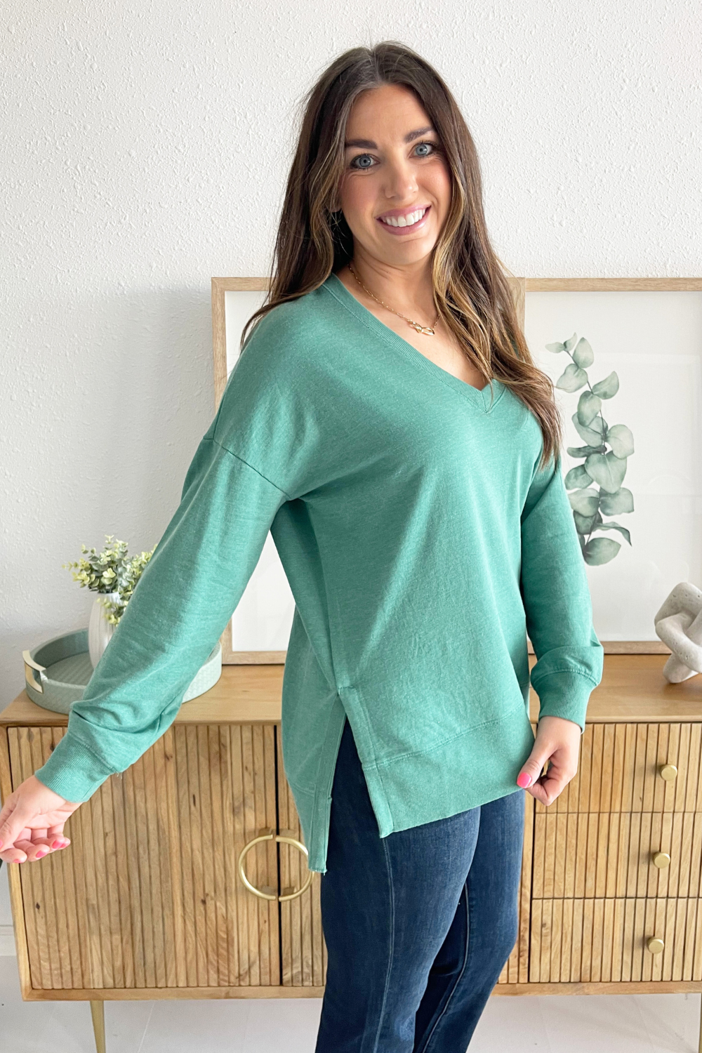 Modern V-Neck Weekender