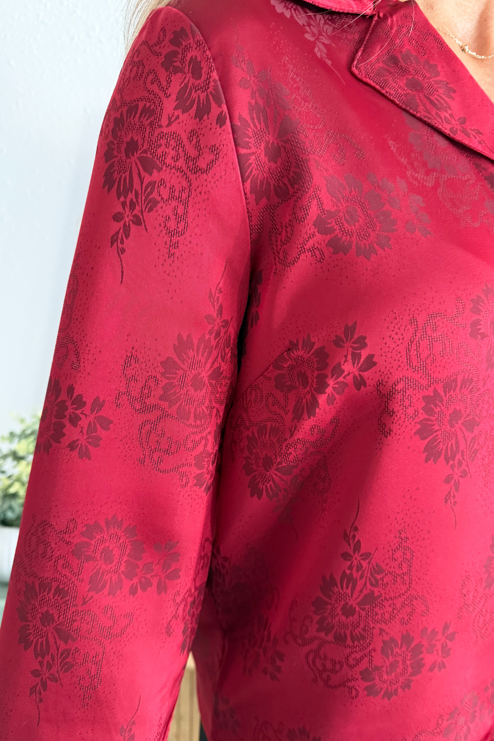 Long Sleeve Woven Top w/ Hidden Placket