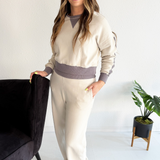 Contrast Trim V-Neck Detail Crew Neck