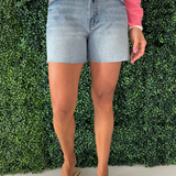 Taylor High Rise Short w/ 5 Pockets w/ Raw Hem