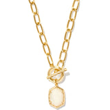 Daphne Frame Short Pendant Necklace