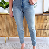 HR Liv Relaxed Crop Skinny w/ Wide Hem 27 Inseam