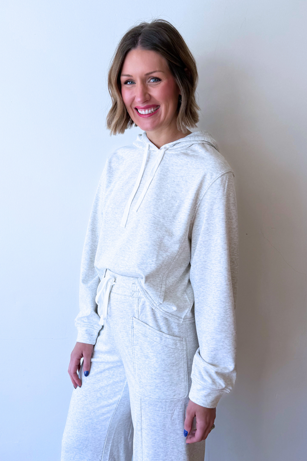 Hooded Longsleeve Sweatshirt - The 308 Boutique