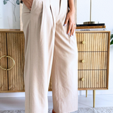 HR Pleated Wide Leg Crop Trouser