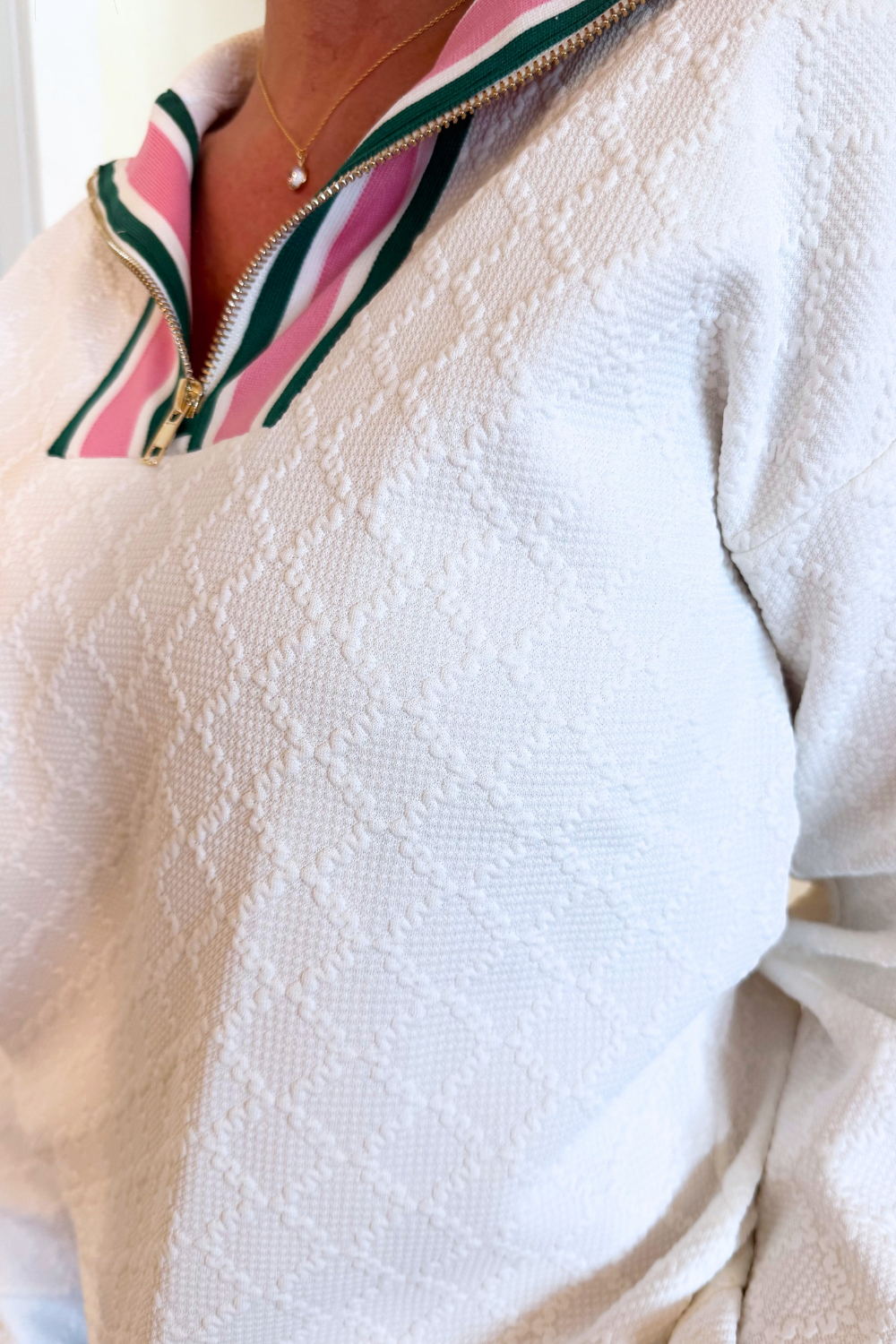 Novelty Ribbed Knit Trim Zip Pullover