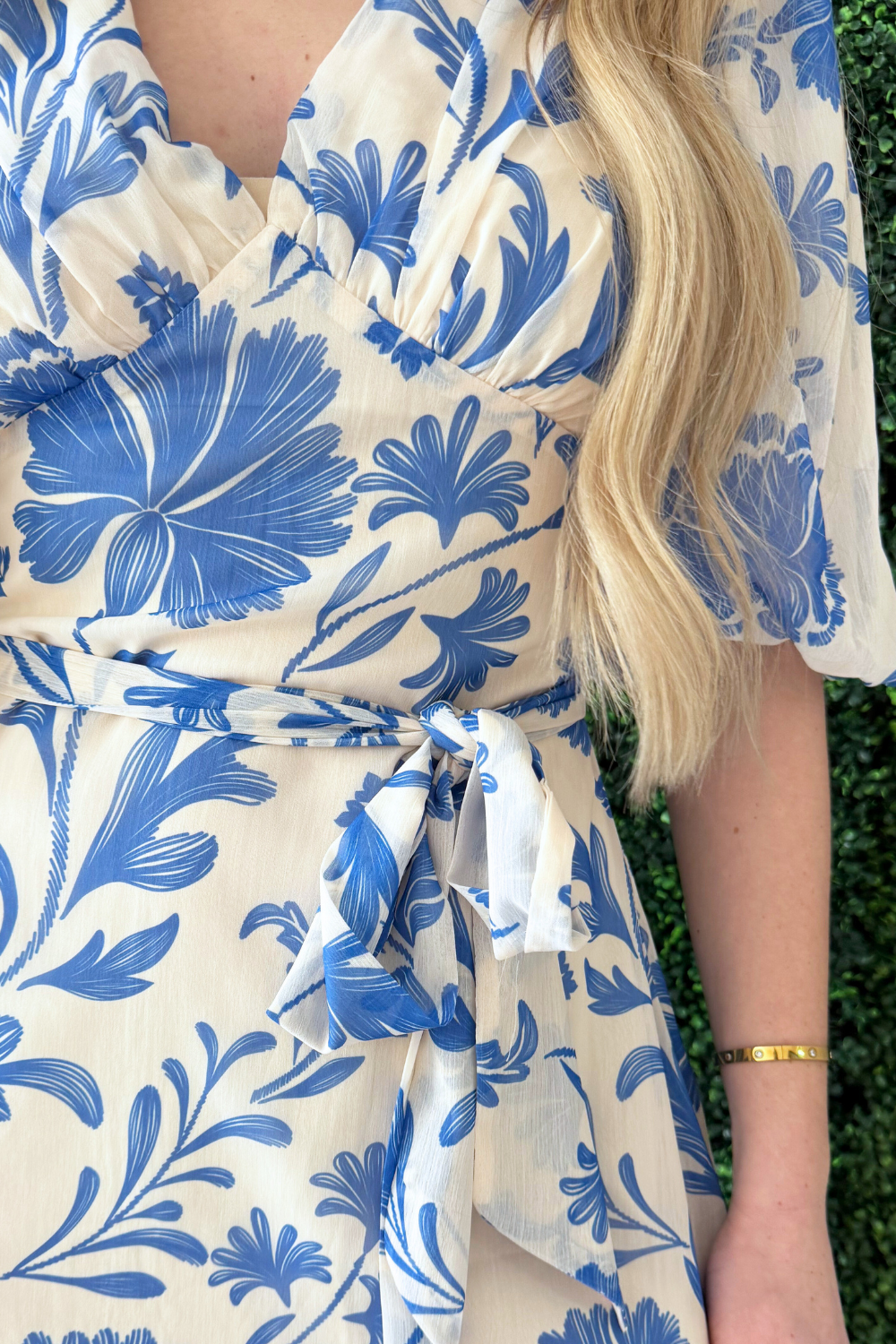 V-Neck Short Sleeve Dress