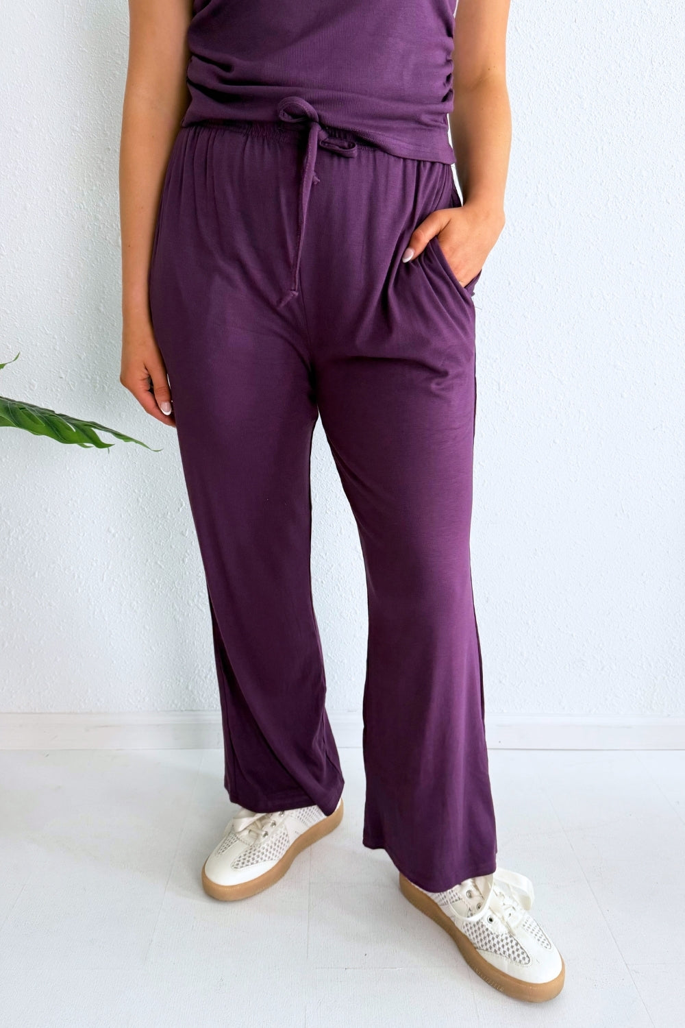 Straight Leg Lounge Pant