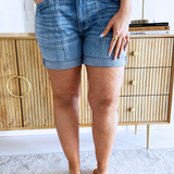 Elastic Back Roll Cuff Short 5' Inseam