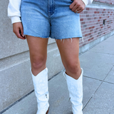 Taylor High Rise Short w/ 5 Pockets w/ Raw Hem