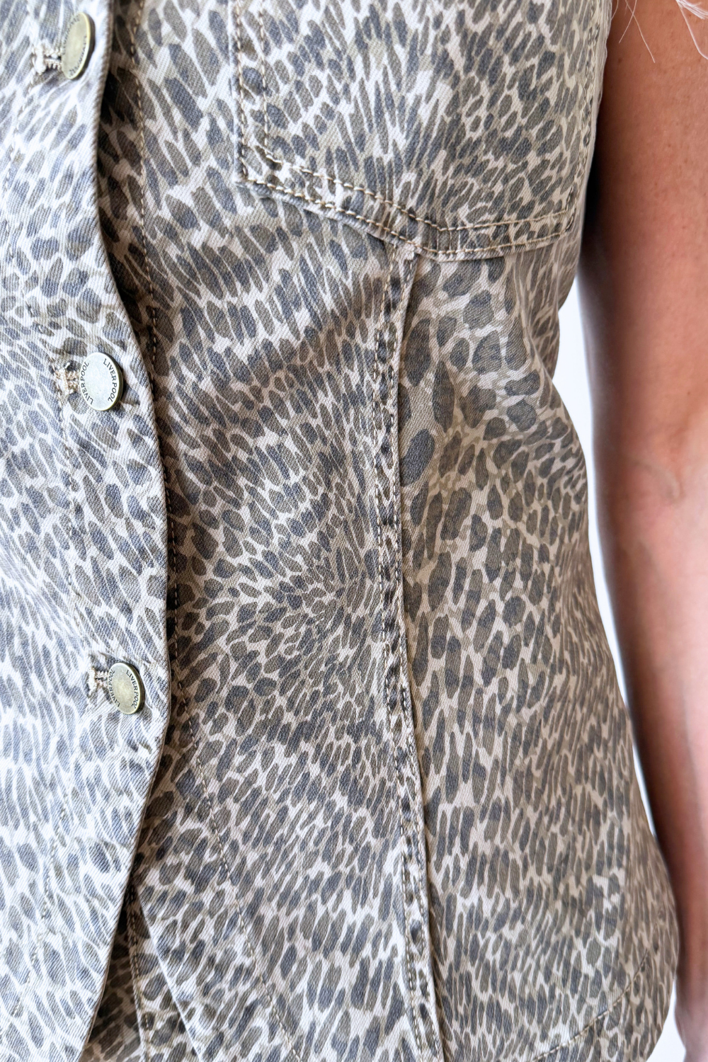 Crew Neck Split Front Vest