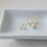 Shimmer Studs