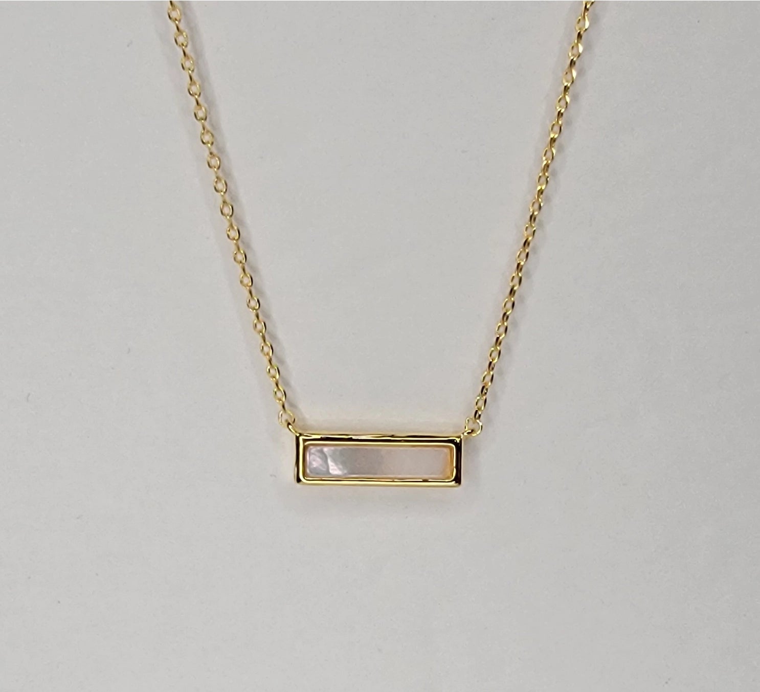 Horizontal Pendant Necklace