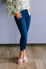 Connie High Rise Fab Ab Raw Hem