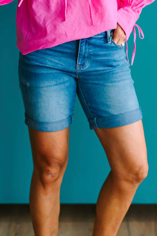 Marley Girlfriend Short Roll Hem 10/7"