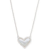 Ari Heart Short Pendant Necklace